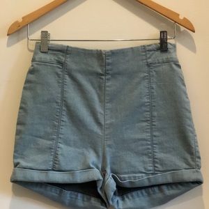 High waist, denim shorts